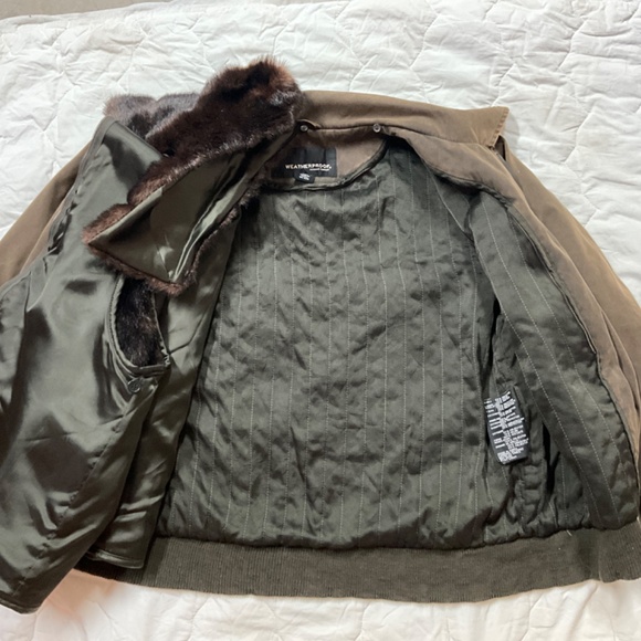 Woman’s lined jacket  with faux fur zip in zip out lining with faux fur collar - Picture 6 of 8